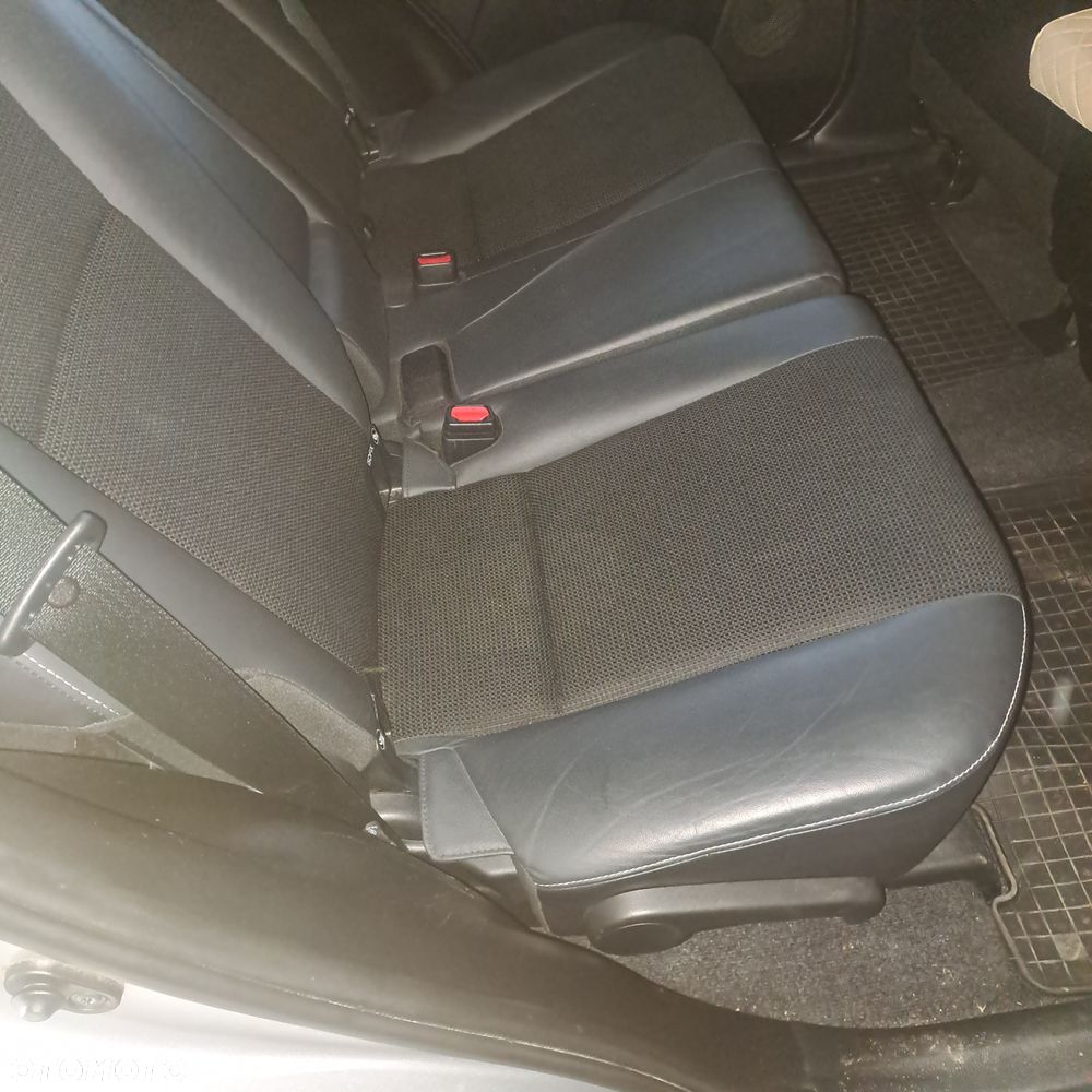 Toyota RAV4 2.0 D-4D Prestige 4x2 - 11