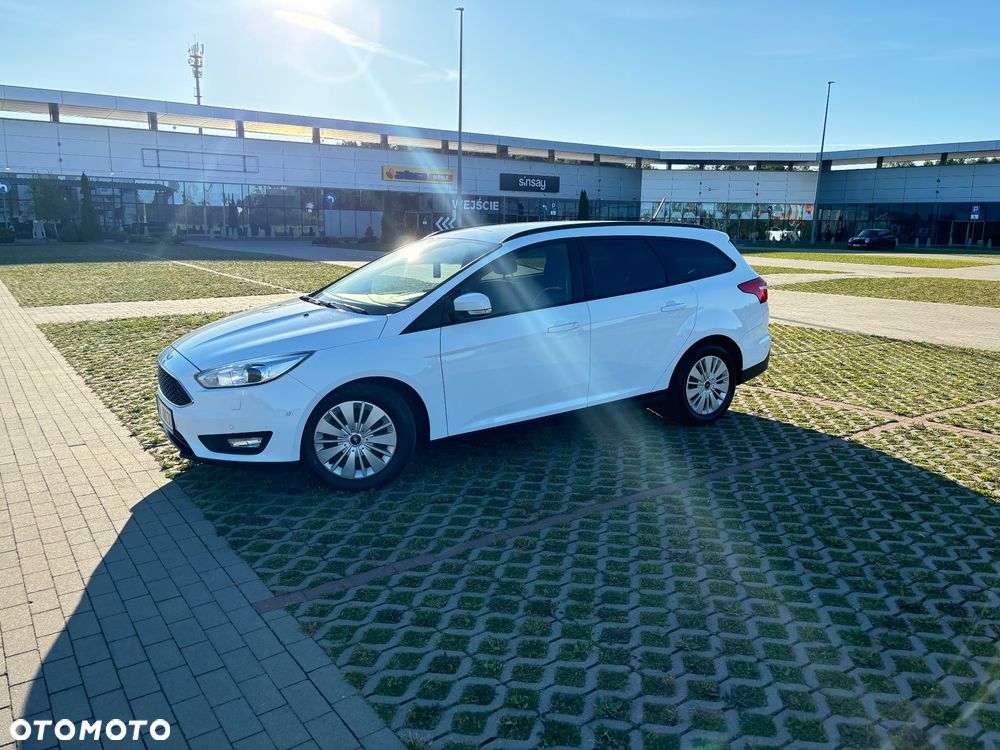 Ford Focus - 12