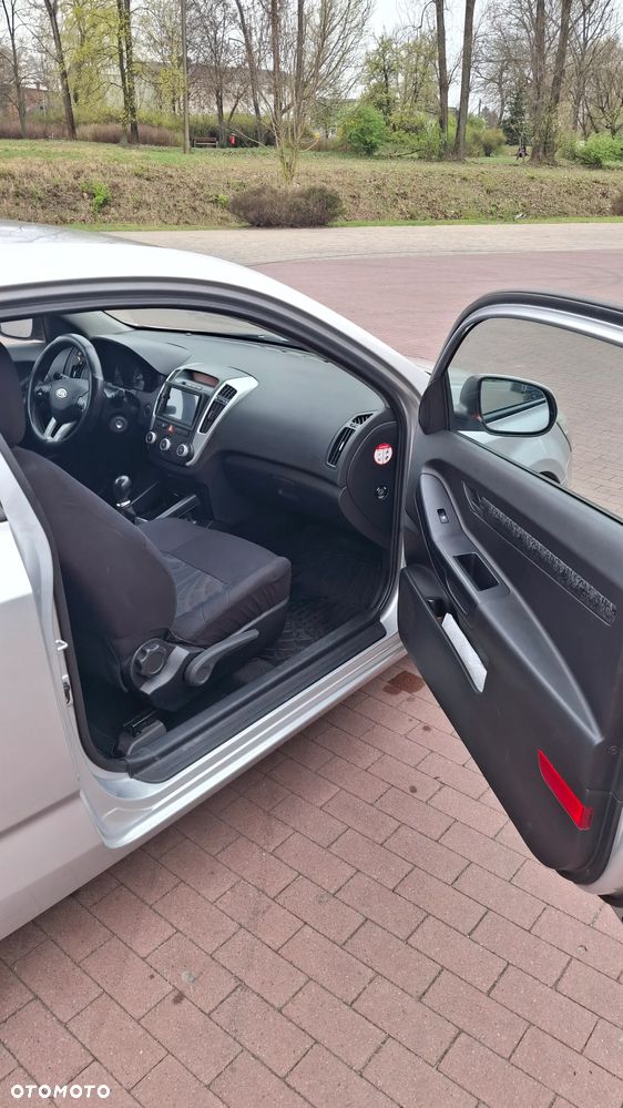 Kia Ceed 1.6 Comfort - 9