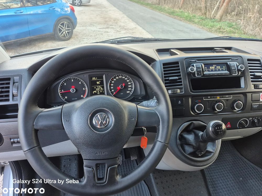 Volkswagen Transporter - 15