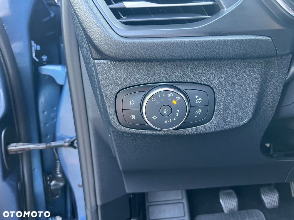 Ford Focus 1.0 EcoBoost Titanium - 18