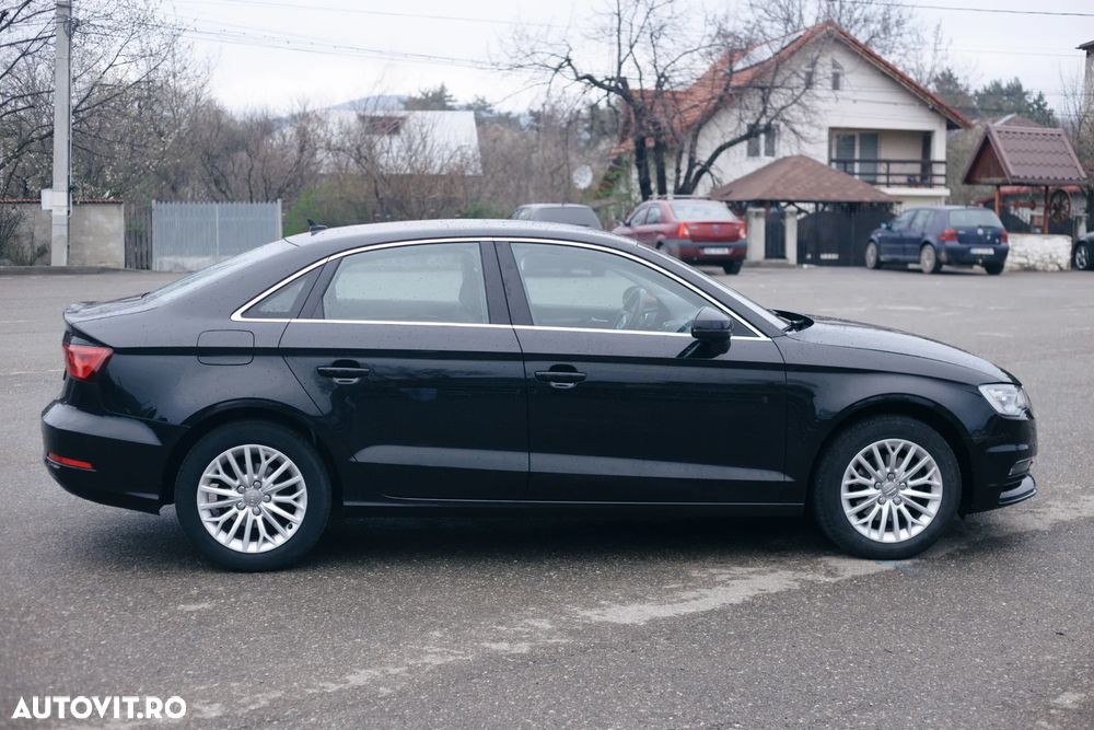 Audi A3 ack 2.0 TDI clean Stronic Ambiente - 4