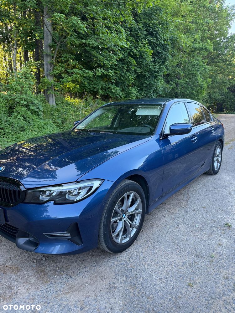 BMW Seria 3 318i - 3