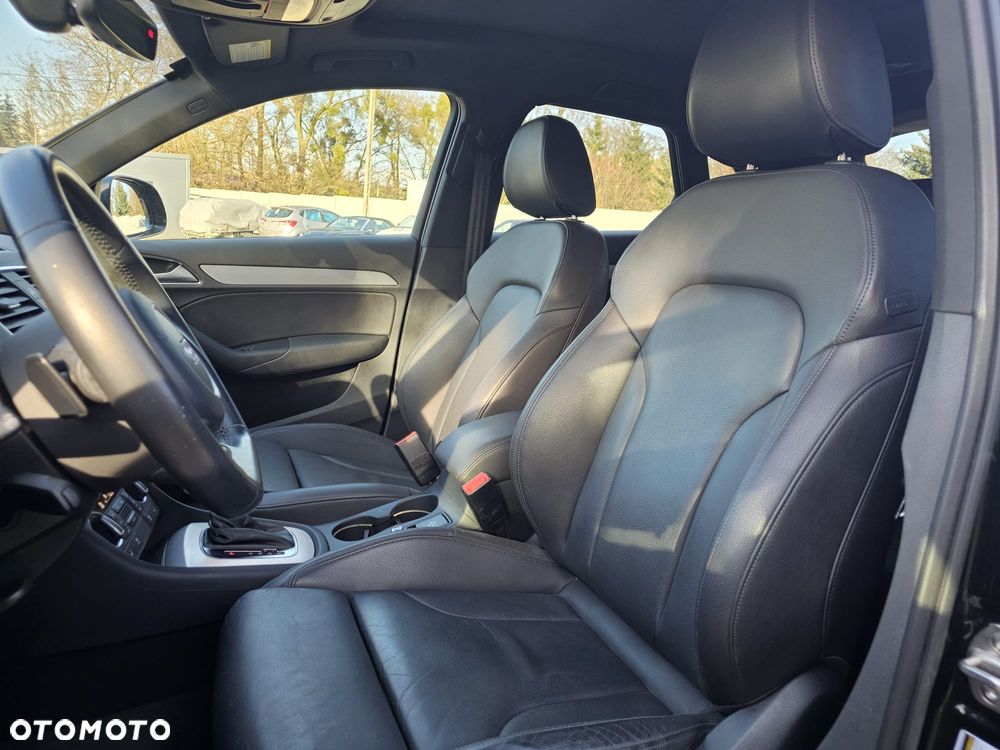 Audi Q3 2.0 TFSI Quattro S tronic design - 29