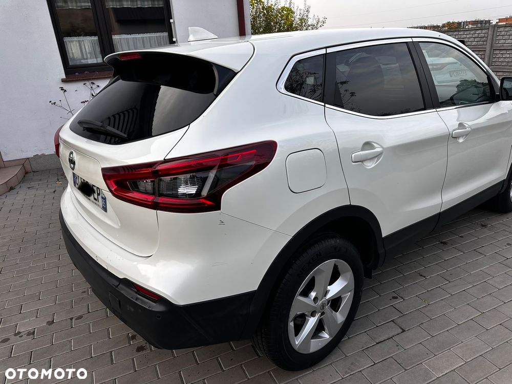 Nissan Qashqai 1.6 DCi Xtronic N-Connecta - 18