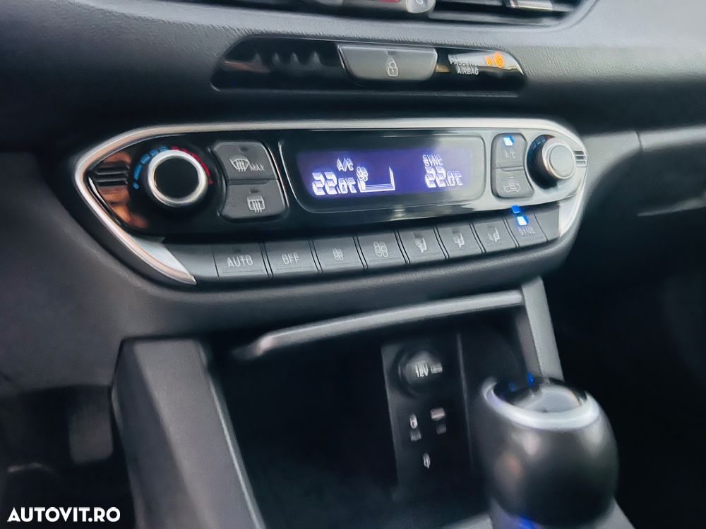 Hyundai i30 1.4 T-GDI 140CP 5DR 7DCT Exclusive+ - 12