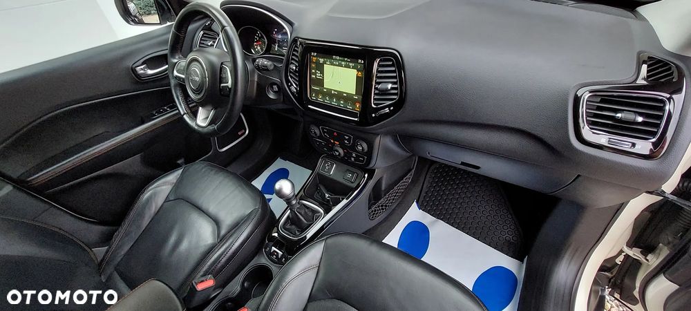 Jeep Compass 1.4 MultiAir Limited - 30