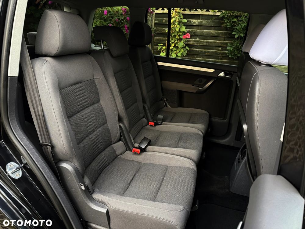 Volkswagen Touran 2.0 TDI DPF Highline Perfectline - 8