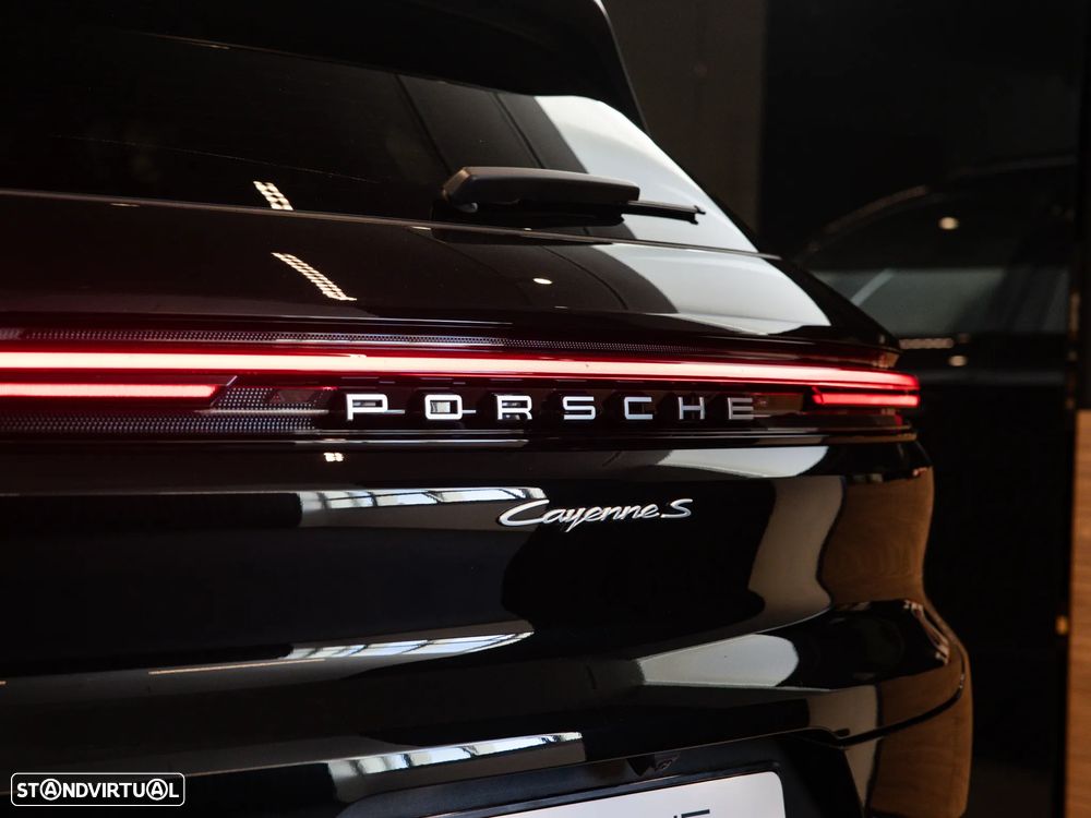 Porsche Cayenne S E-Hybrid - 17