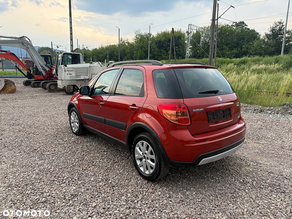 Suzuki SX4 1.6 VVT 4x4 Style - 4
