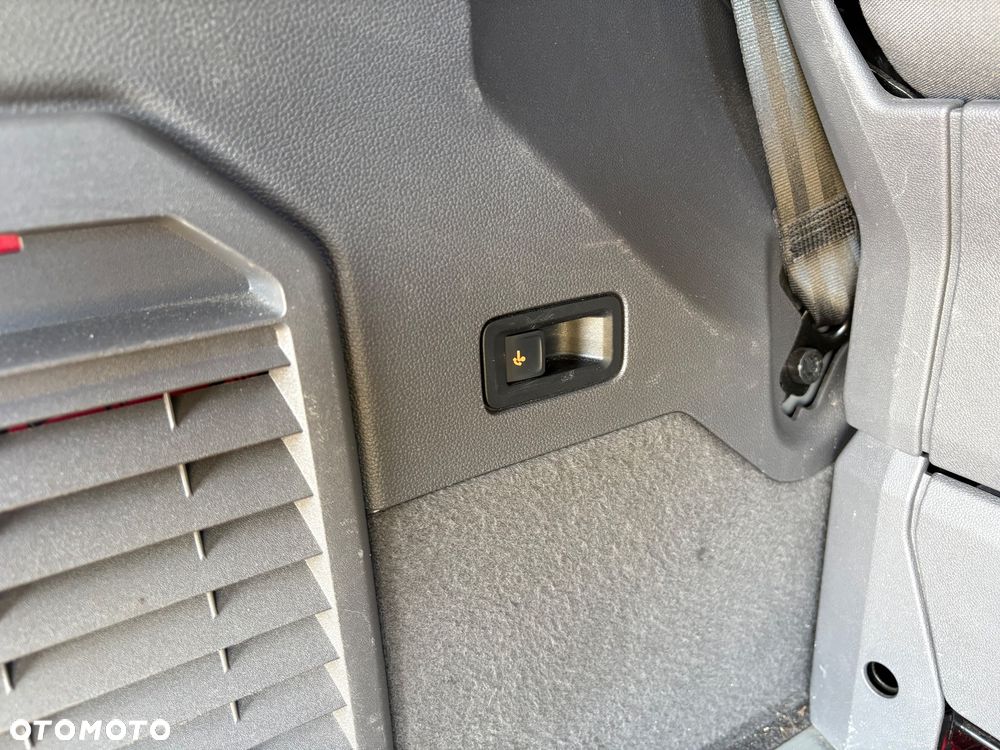 Volkswagen Multivan 2.0 TDI L1 DSG - 10