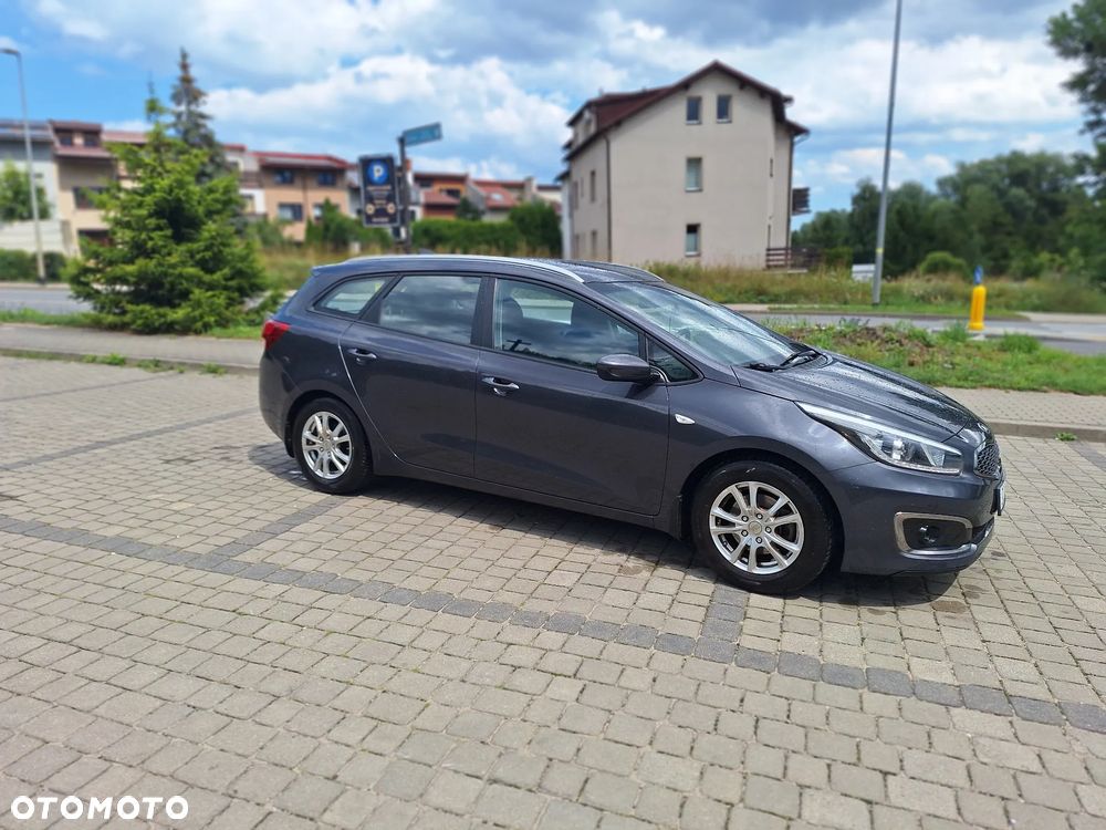 Kia Ceed 1.6 GDI M - 3