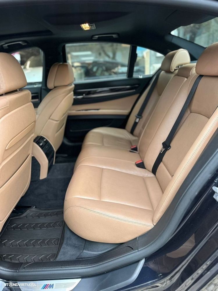 BMW 730 d xDrive Pack M - 4