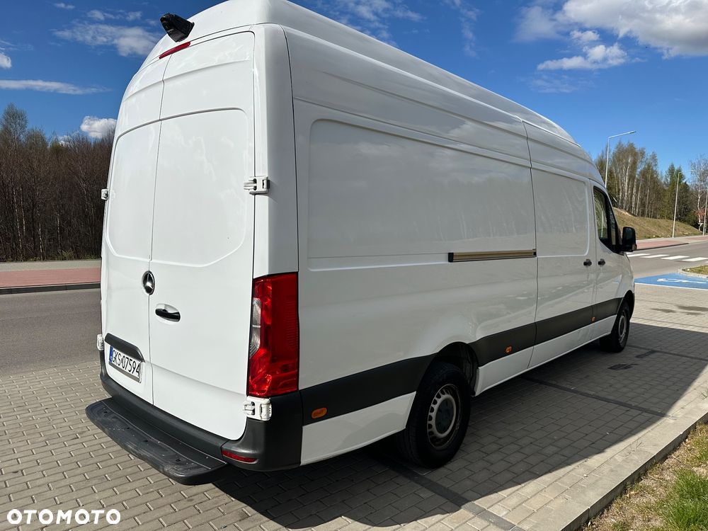 Mercedes-Benz Sprinter - 6