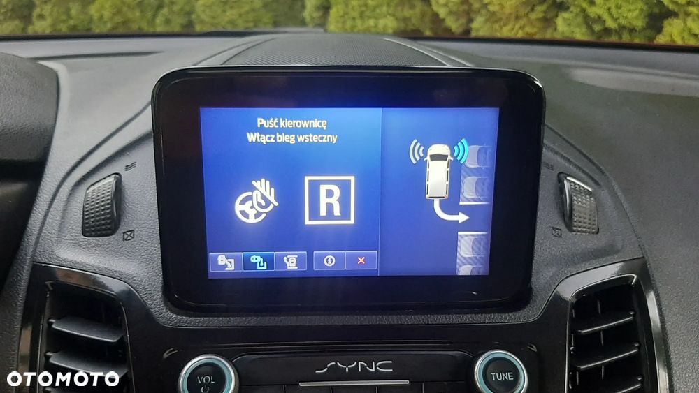 Ford Tourneo Connect 1.5TDCi Start-Stop Titanium - 23
