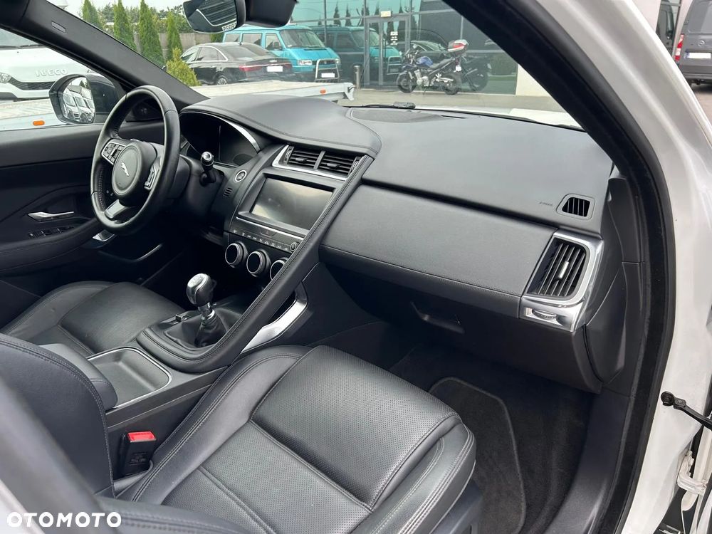 Jaguar E-Pace 2.0 i4D FWD S - 25
