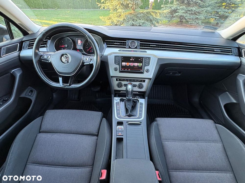Volkswagen Passat 2.0 TDI BMT Comfortline DSG - 23