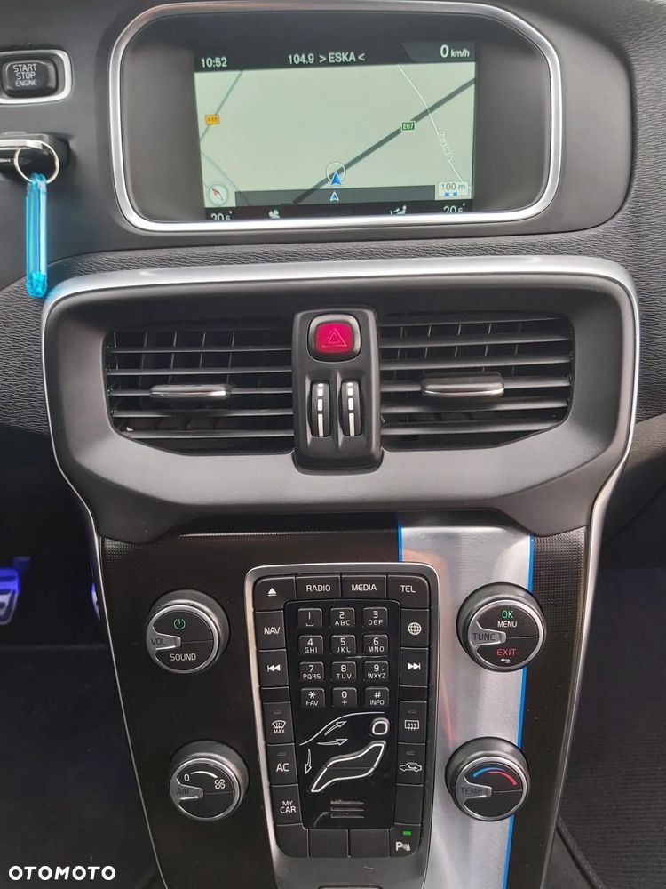 Volvo V40 D2 RDesign - 29