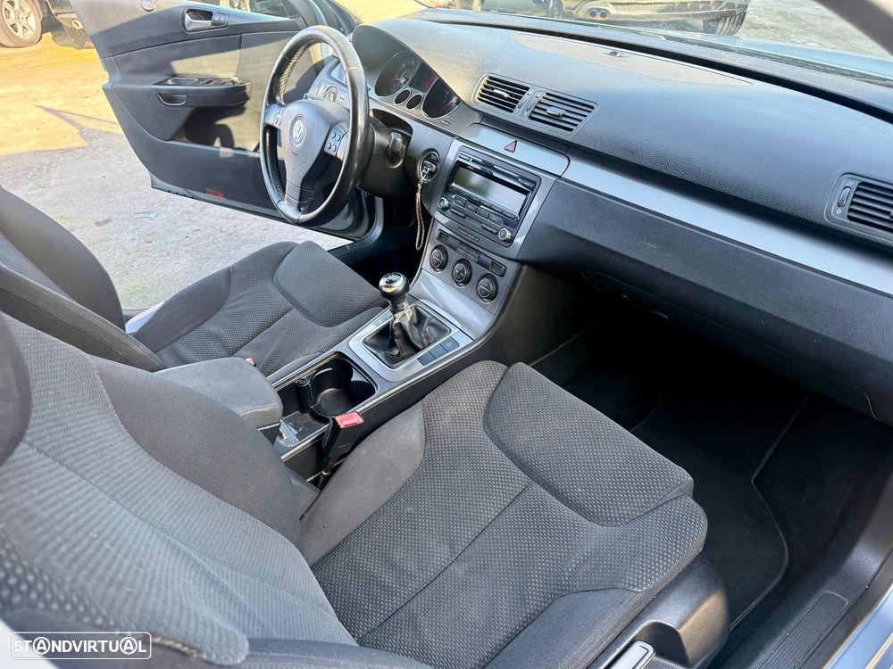 VW Passat Variant 1.9 TDi Confortline - 45