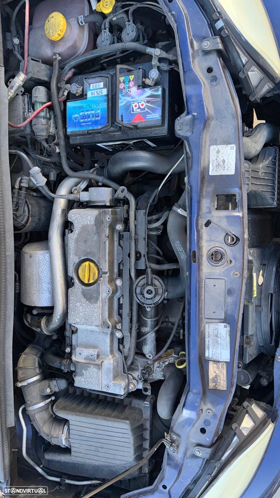 Opel Zafira de 2001 para peças - 8