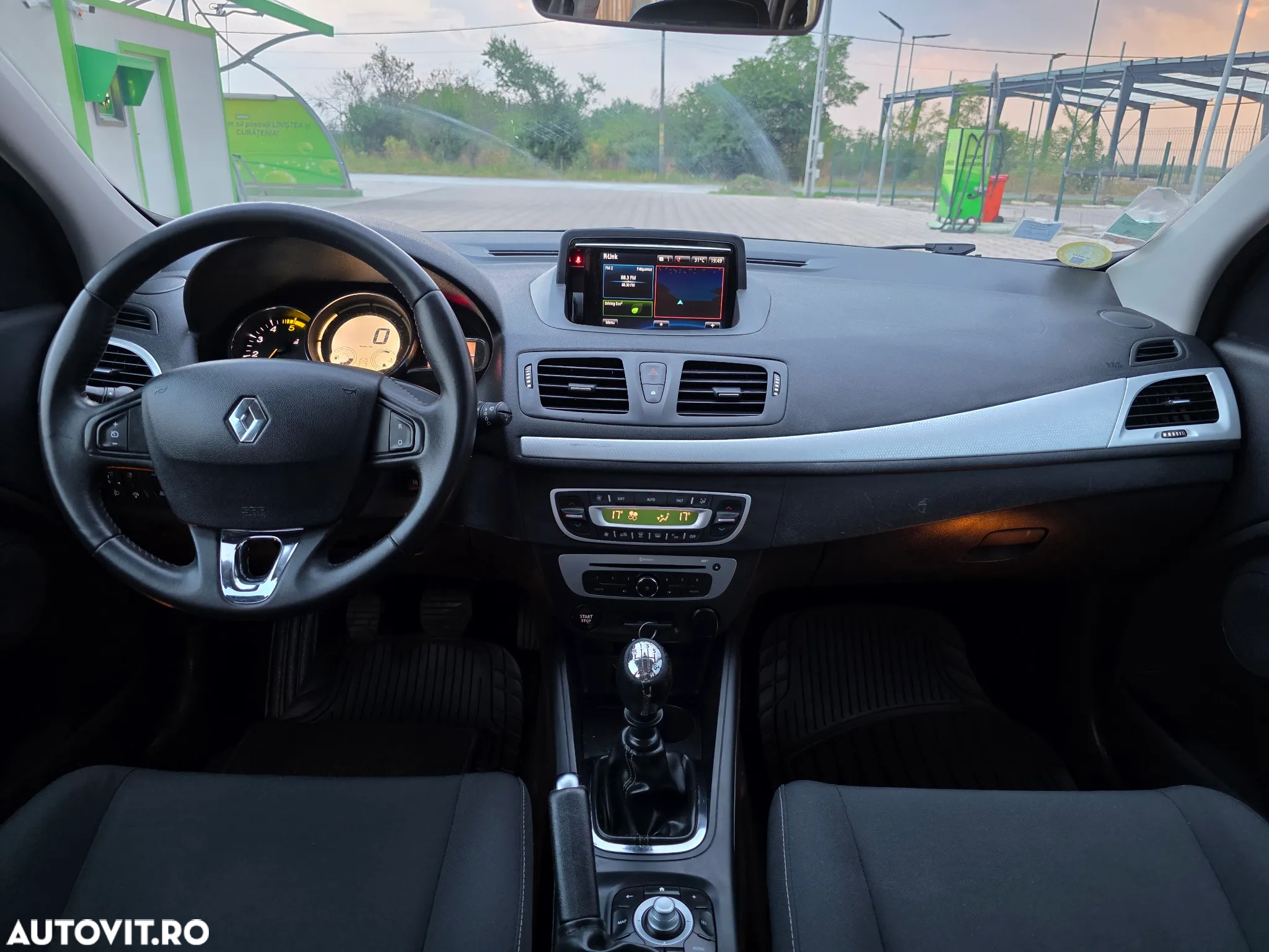 Renault Megane ENERGY dCi 130 INTENS - 11
