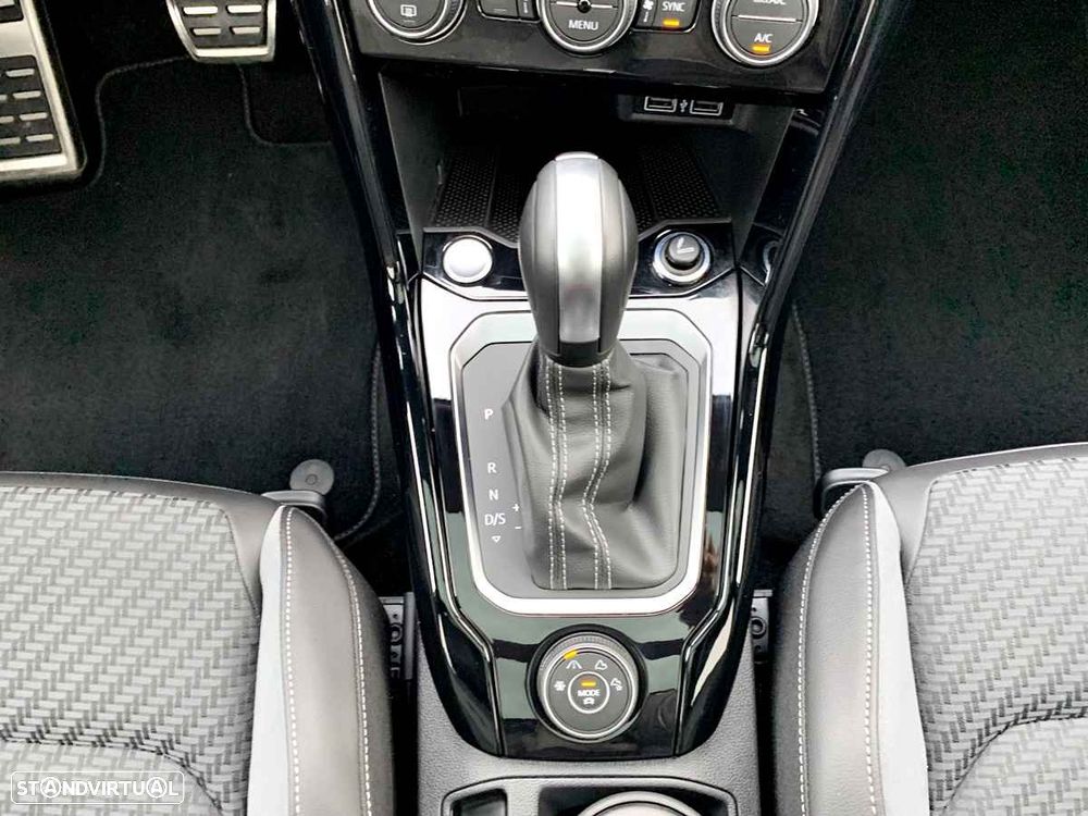 VW T-Roc 2.0 TSI OPF 4MOTION DSG - 21