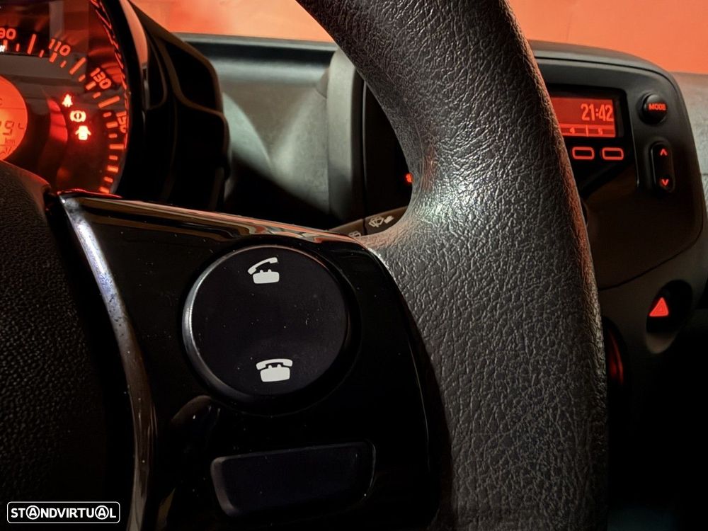 Toyota Aygo X 1.0 Envy - 12