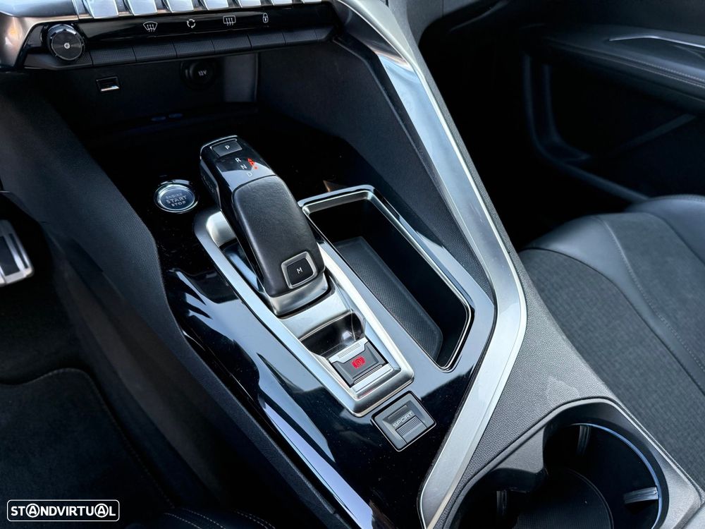 Peugeot 3008 1.5 BlueHDi GT Line EAT8 - 18