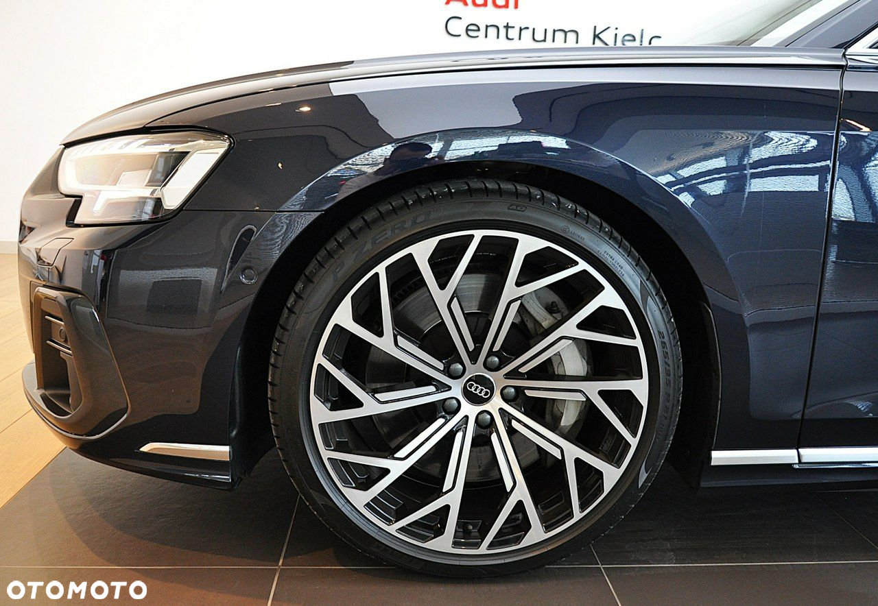 Audi A8 - 10