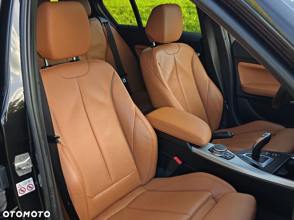 BMW Seria 1 118i Edition M Sport Shadow - 24
