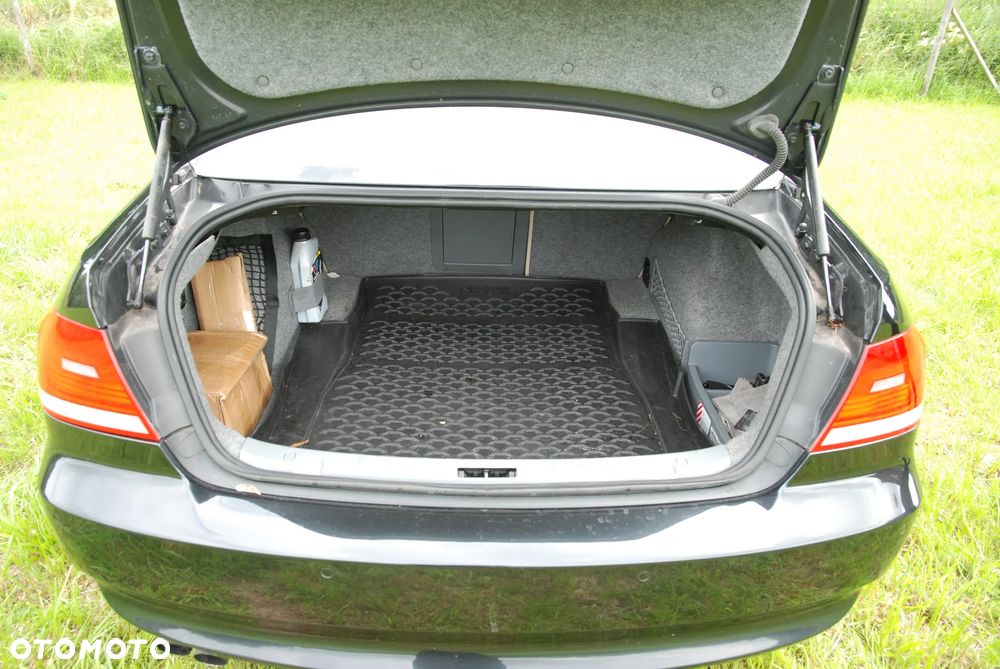 BMW Seria 3 325xi - 19