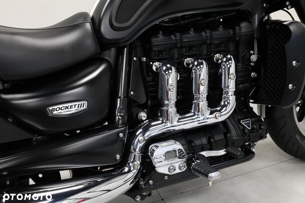 Triumph Rocket - 27
