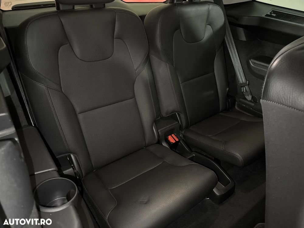 Volvo XC 90 - 14