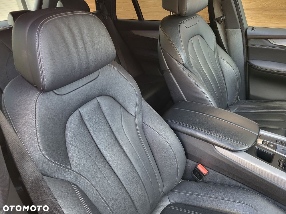 BMW X5 xDrive40d - 23
