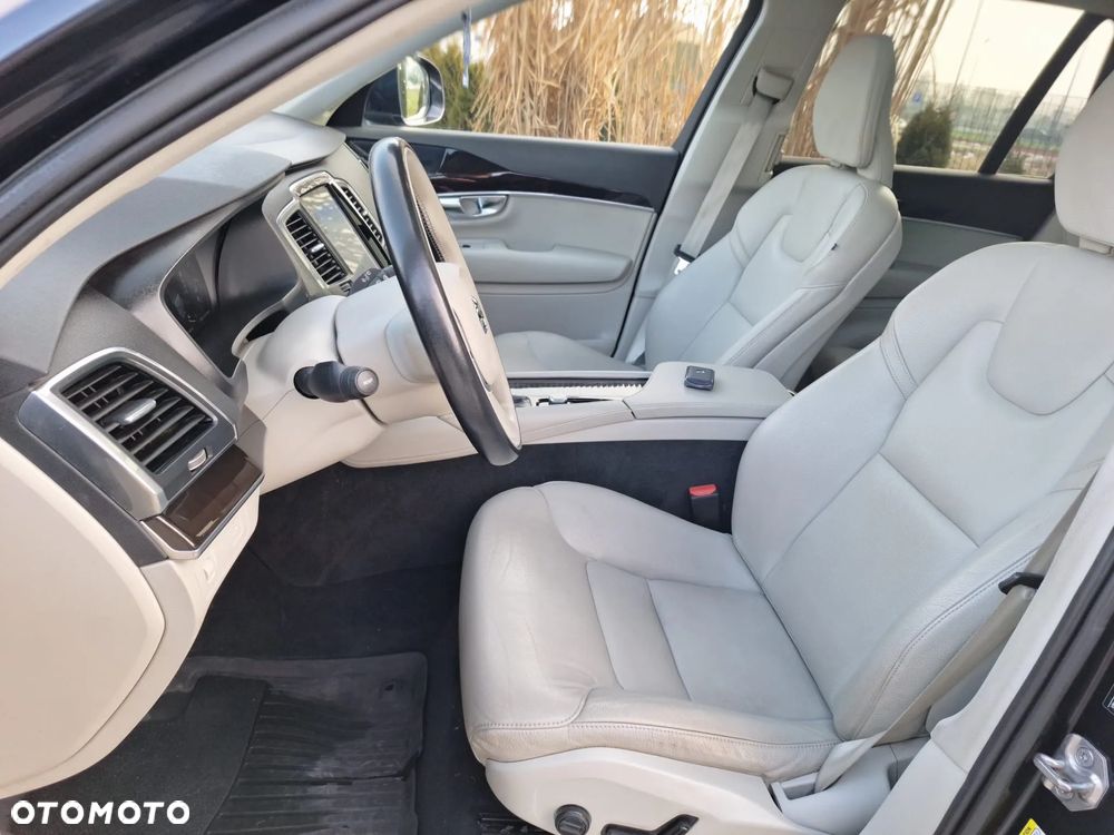 Volvo XC 90 T5 AWD Geartronic Momentum Pro - 12