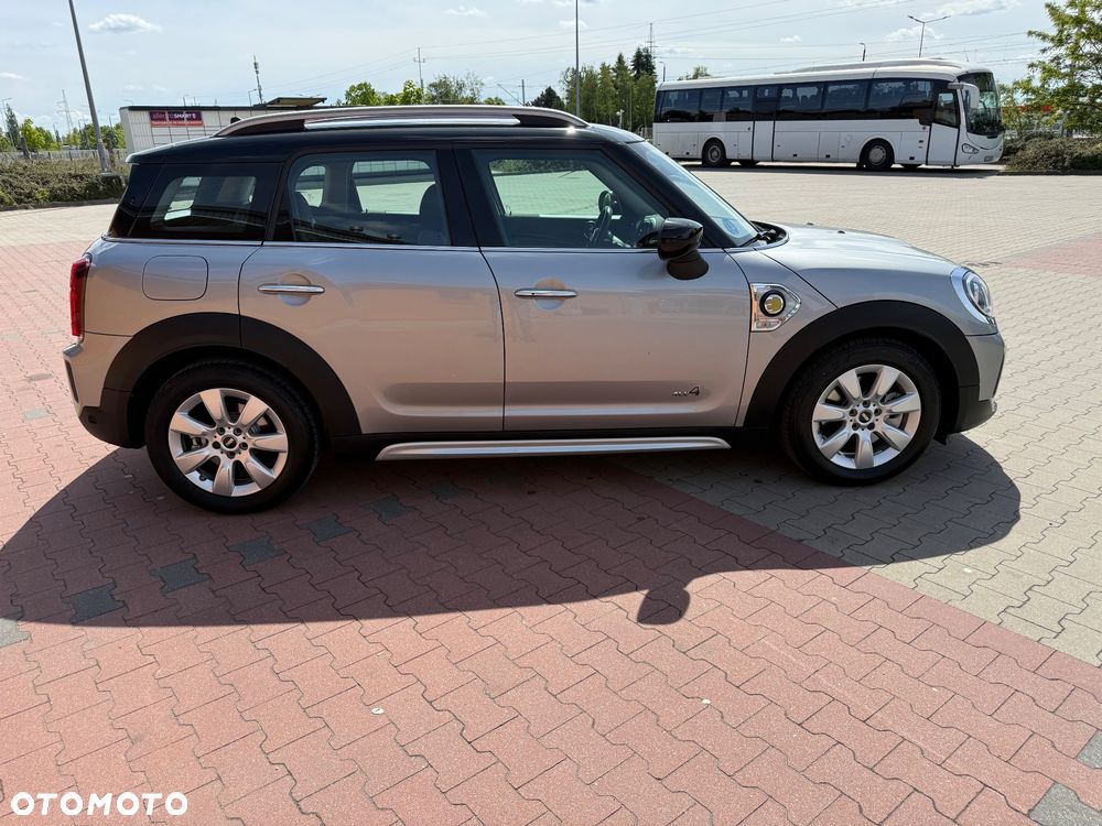 MINI Countryman Cooper S E All4 - 4