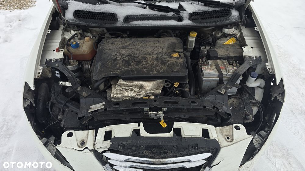 Lancia Delta 1.6 MJ Silver - 17