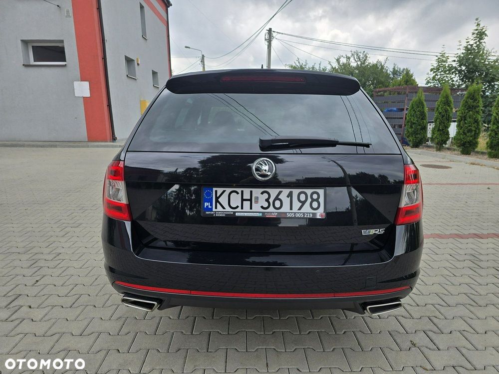 Skoda Octavia 2.0 TDI RS Challenge DSG - 5
