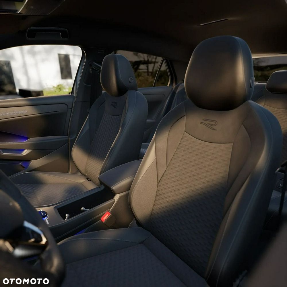 Volkswagen T-Roc - 13