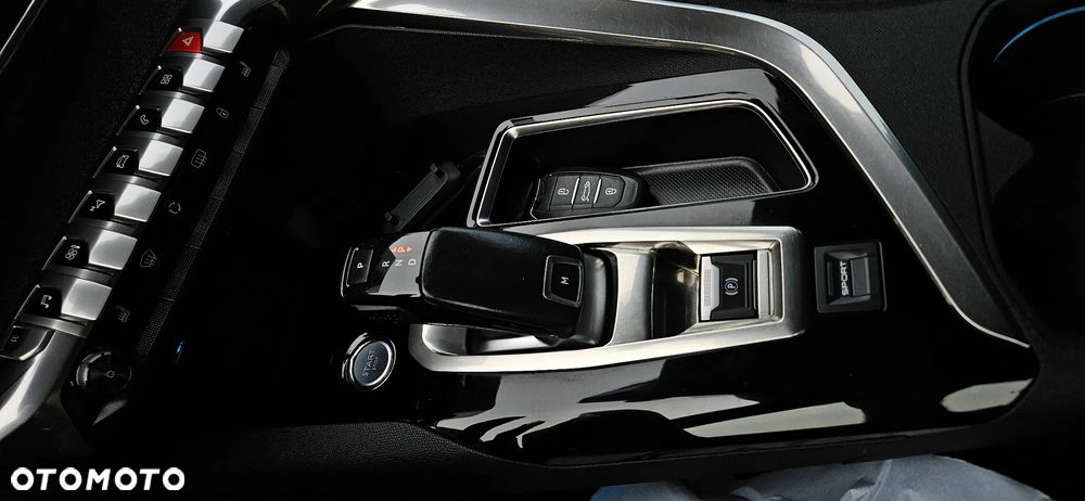 Peugeot 3008 BlueHDi 130 Stop & Start EAT8 GT Pack - 14