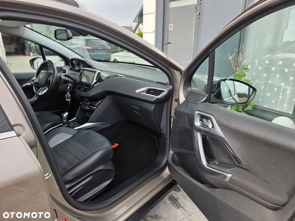 Peugeot 2008 - 32
