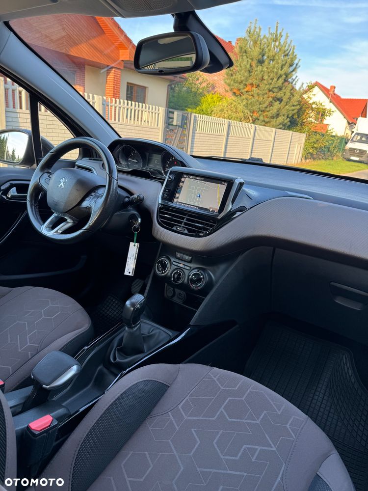 Peugeot 2008 PureTech 82 Style - 19