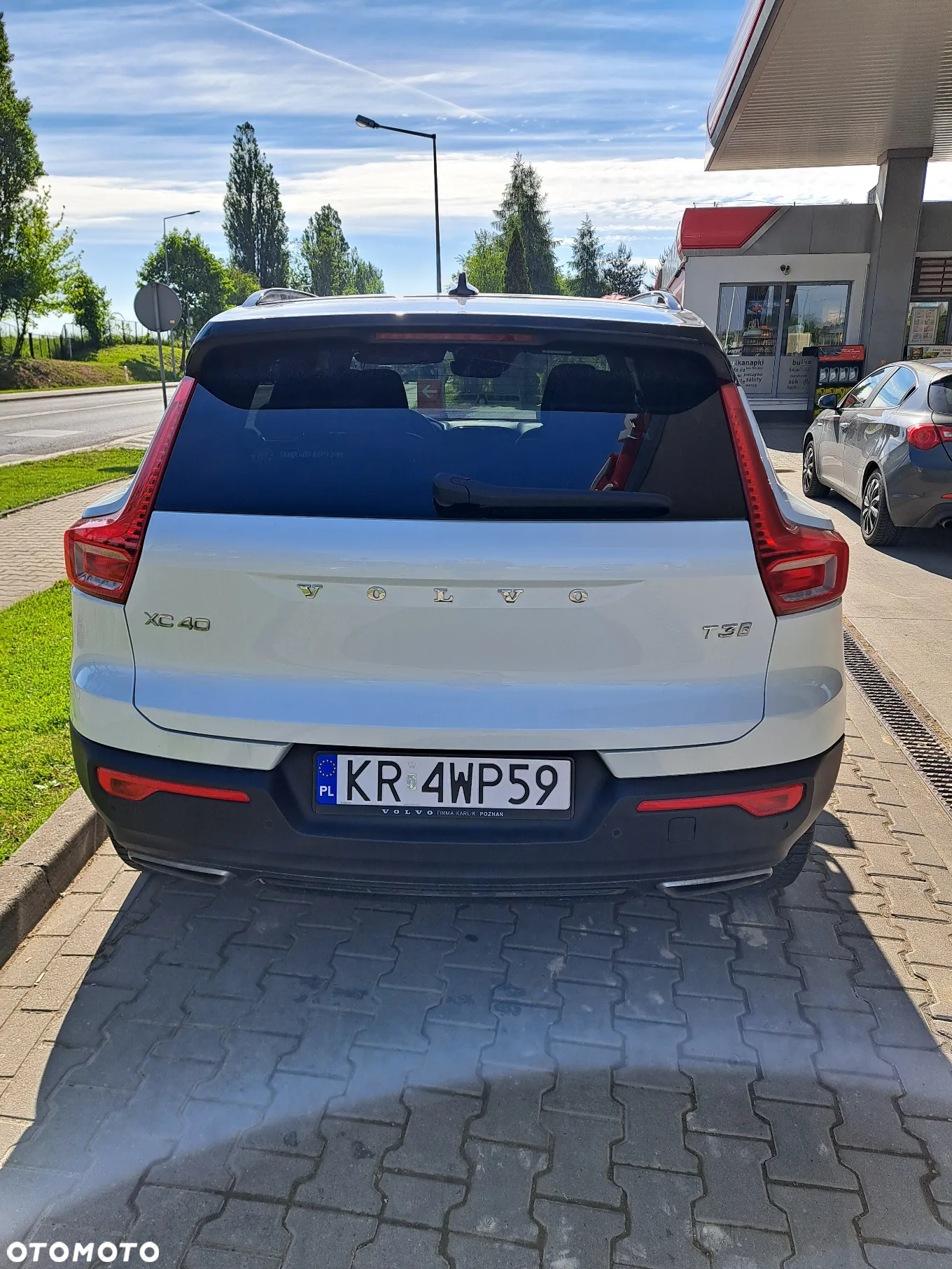 Volvo XC 40 T3 R-Design - 5