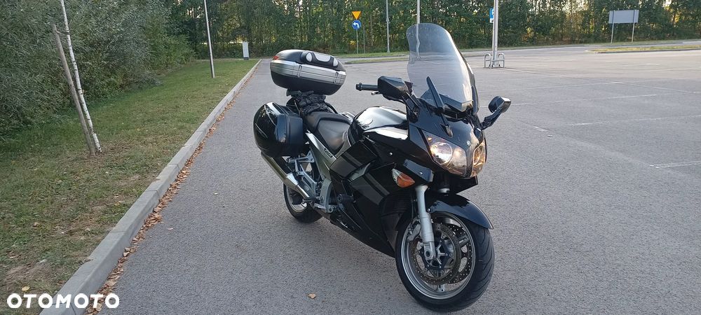 Yamaha FJR - 3