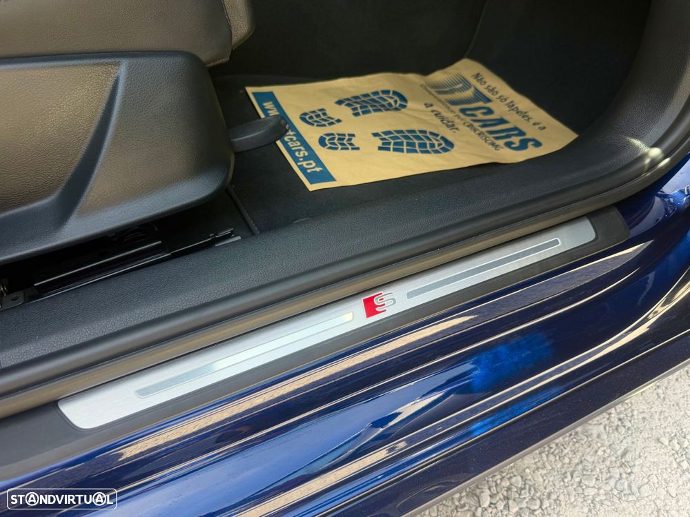 Audi A4 40 TDI S line S tronic - 27