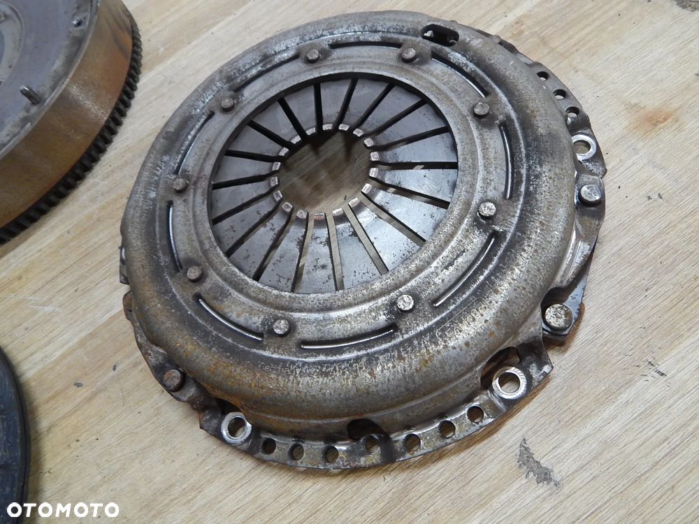 Sprzęgło dwumasa 1.6 ehdi tdci hdi Volvo v60 v50 v40 s40 s60 Ford focus mondeo c-max 10-17 Łuków części - 3