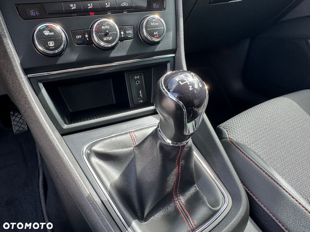 Seat Leon 2.0 TDI DPF Start&Stop CONNECT - 23