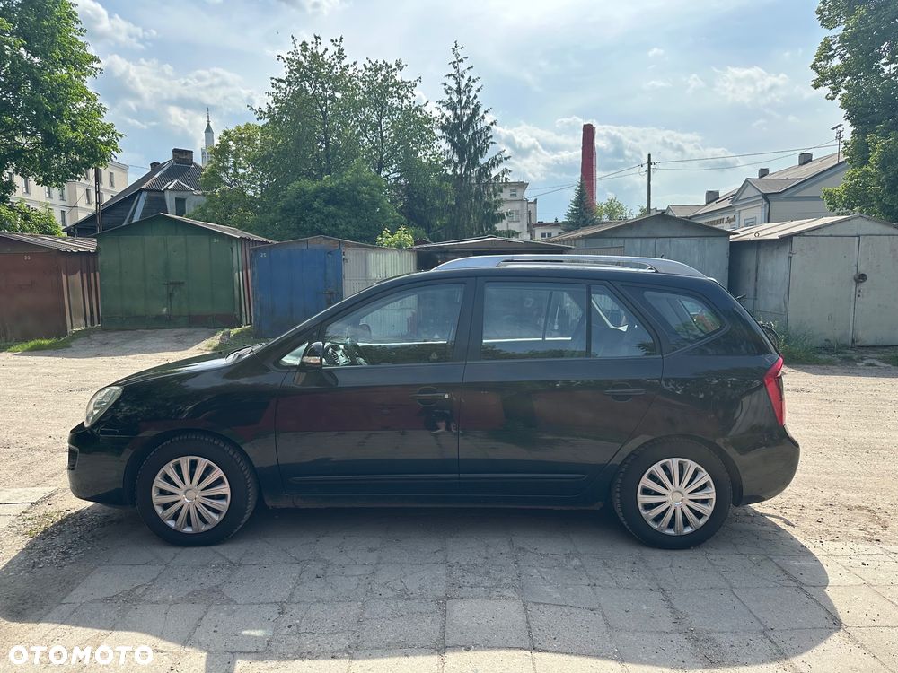 Kia Carens 2.0 CRDi Freedom - 4