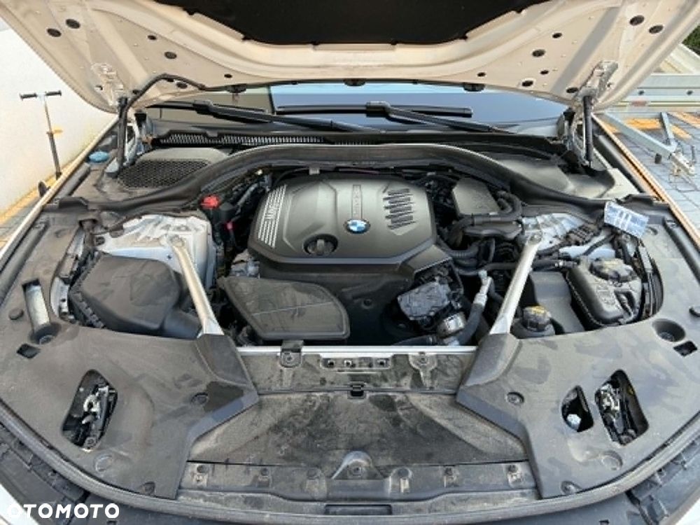BMW Seria 5 520d xDrive Sport Line - 9