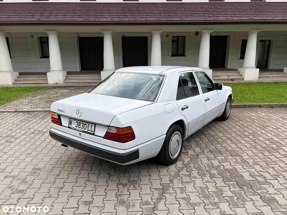 Mercedes-Benz W124 (1984-1993) - 3